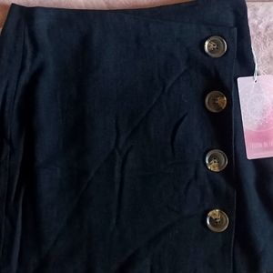 Fashion on Earth Small Black Skirt